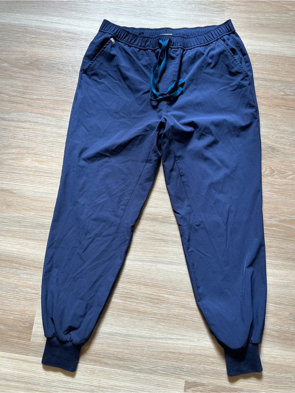 FIGS Navy Blue Windbreaker Jogger Scrub Pants Elastic Cuff Women’s M/L